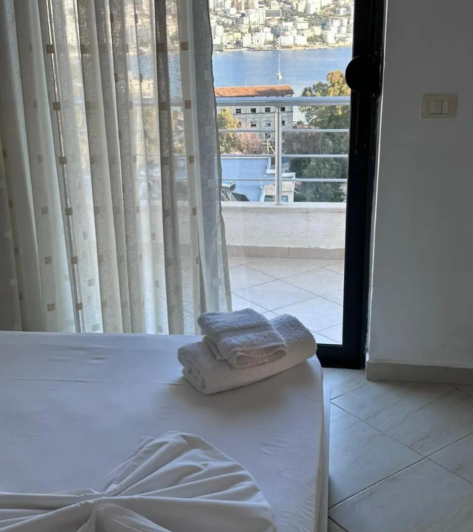 Payo Apartments Sarande 0*,